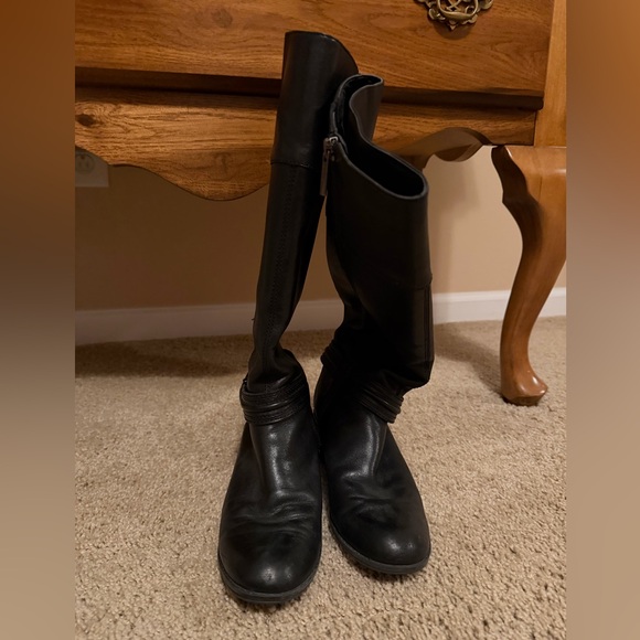 alndino Shoes - Elegant Black Heeled Boots